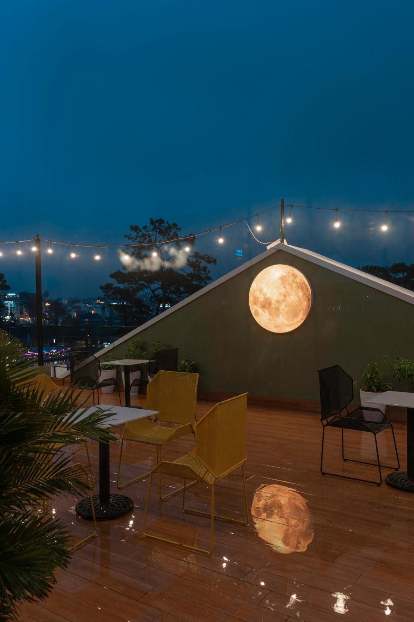Lumina Hotel Da Lat Central מראה חיצוני תמונה